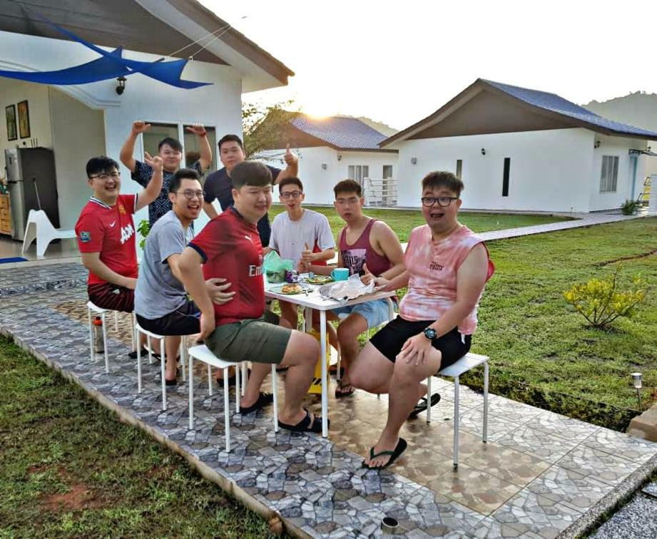 パンタイ・サナングHalcyon Days @ Langkawiアパートメント エクステリア 写真