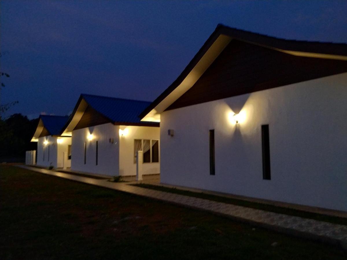 パンタイ・サナングHalcyon Days @ Langkawiアパートメント エクステリア 写真